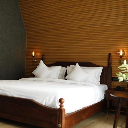 Leela'S 7Th Heaven Resort & Spa Trikunnapuzha المظهر الخارجي الصورة